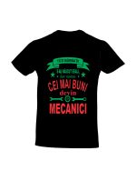 trc041 Toti barbatii s-au nascut egali dar numai cei mai buni devin mecanici negru Tricou personalizat toti barbatii s-au nascut egali dar numai cei mai buni devin mecanici cadouri pentru mecanici tricouri cu mesaje pentru mecanici