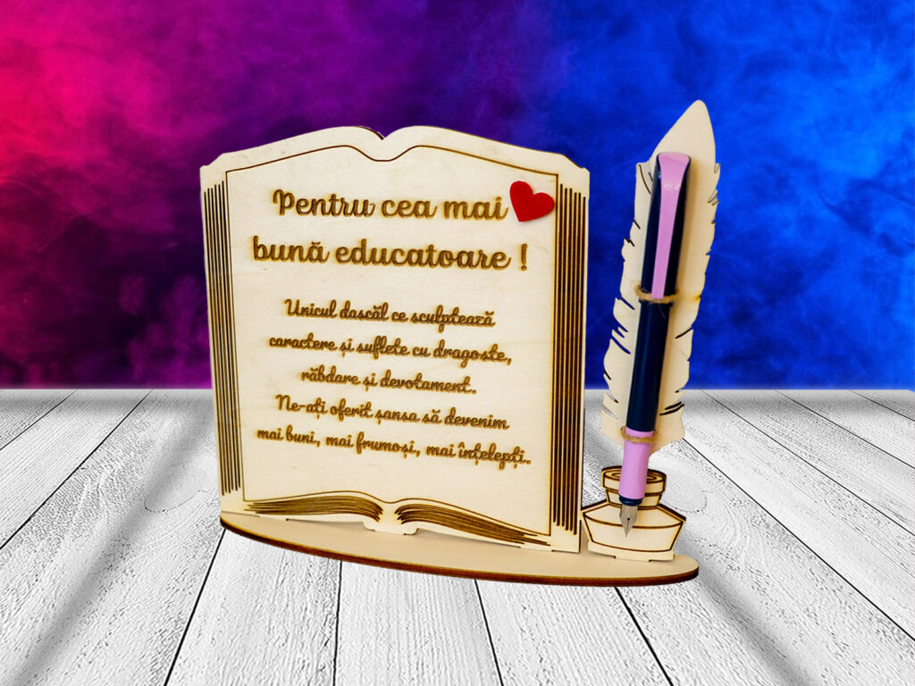 Ornament lemn cu stilou pentru cea mai buna educatoare cadouri personalizate educatoare