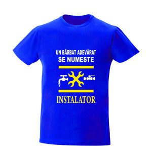Tricour personalizat un barbat adevarat se numeste instalator cadouri pentru instalatori tricou pentru instalator