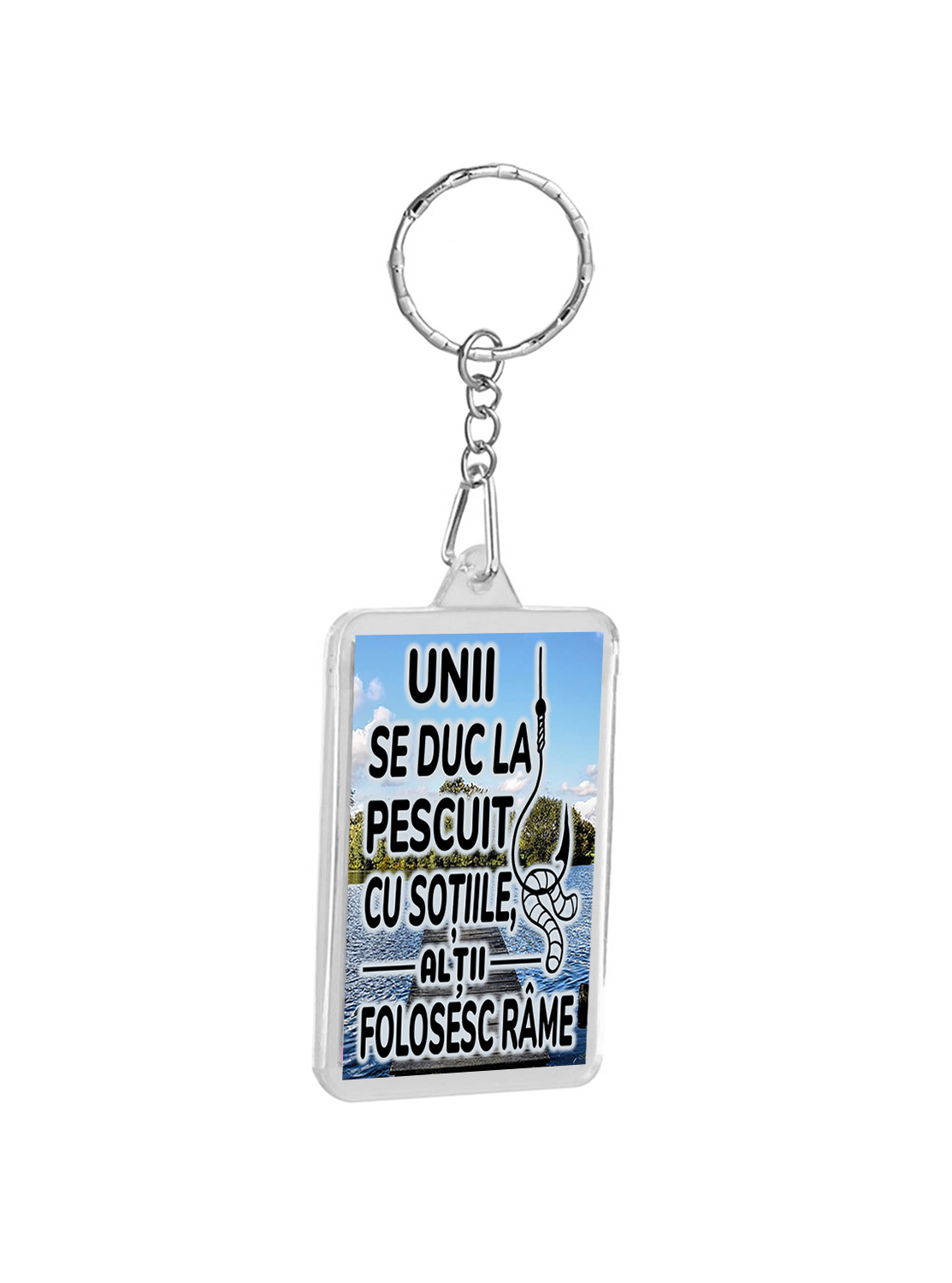 Breloc personalizat unii se duc la pesuit cu sotiile alti folosesc rame , cadouri pentru pescari si pescuit